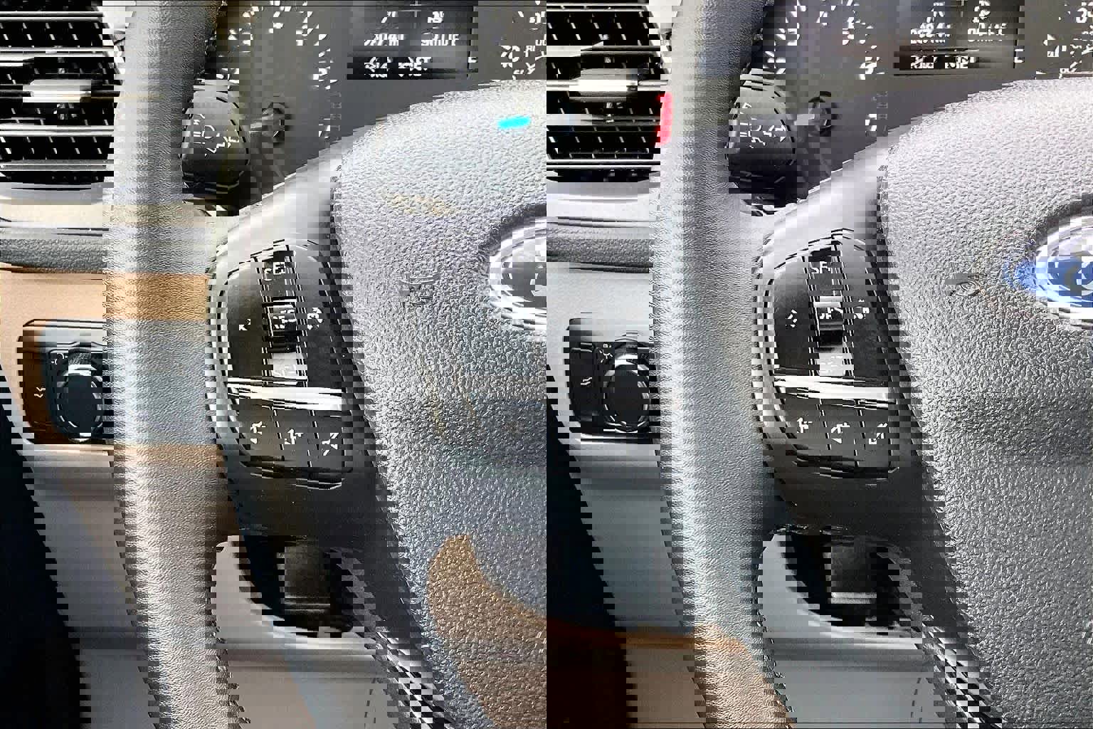 Certified 2022 Ford Escape SE w/ Convenience Package image 47