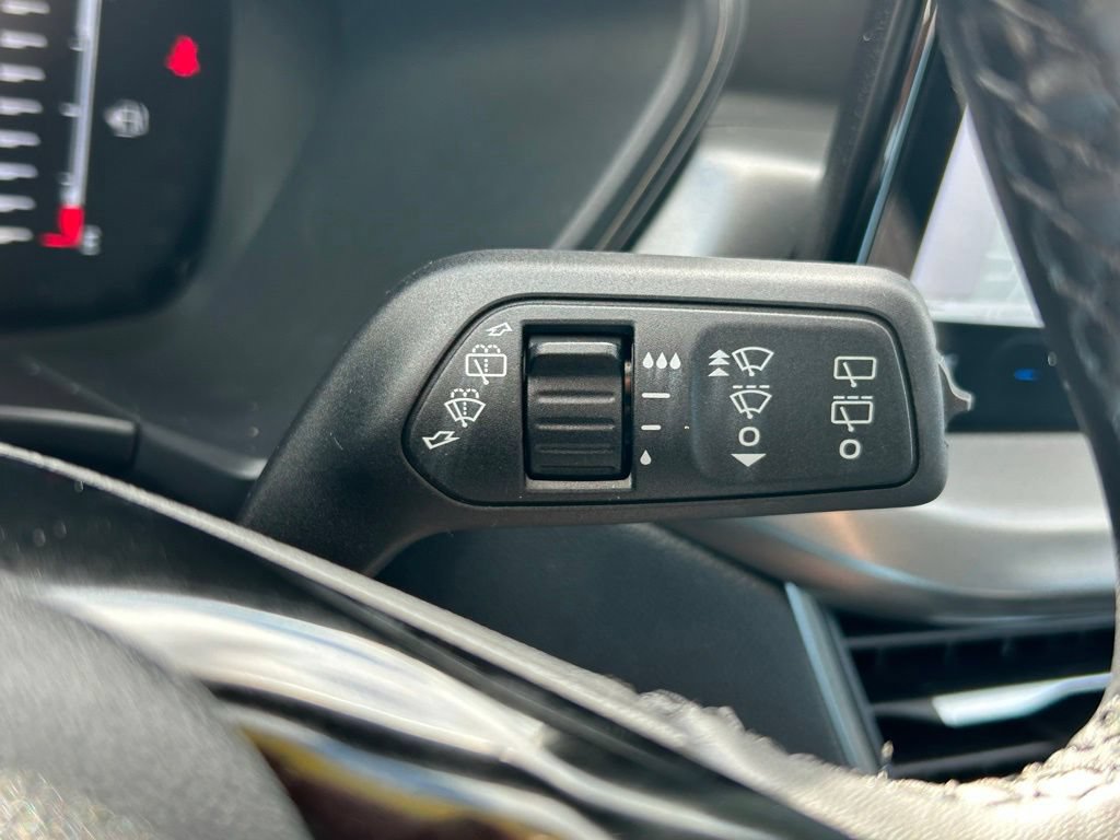 New 2023 Ford Escape SE FWD image 27