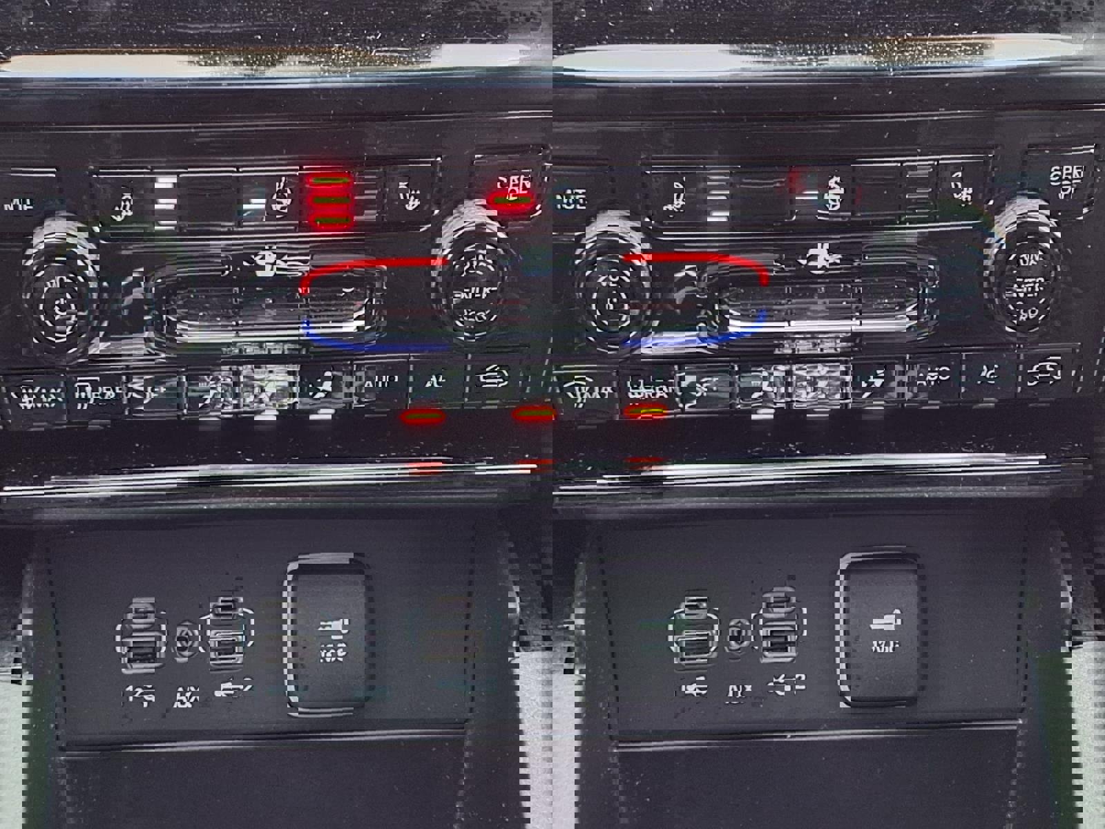 Used 2025 Jeep Grand Cherokee Limited image 11