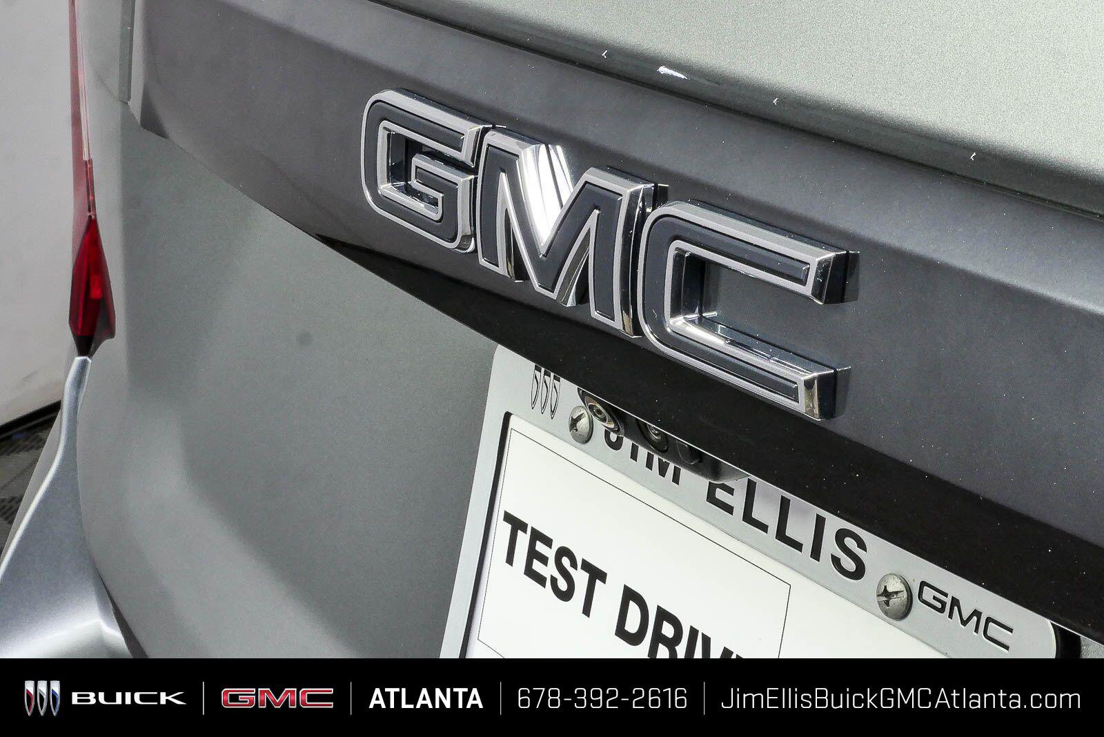 Certified 2023 GMC Yukon Denali Ultimate w/ LPO, Floor Liner Package AWD/4WD image 39