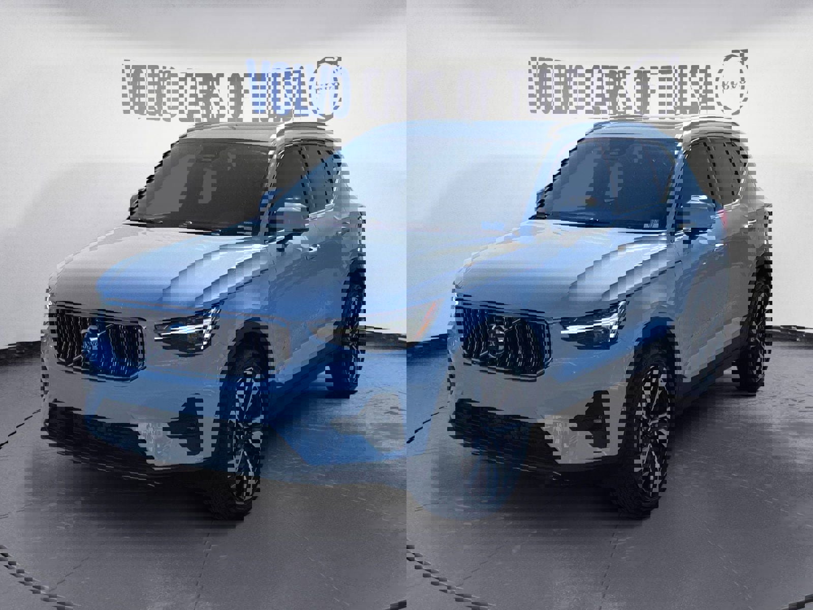 New 2025 Volvo XC40 B5 Ultra w/ Protection Package