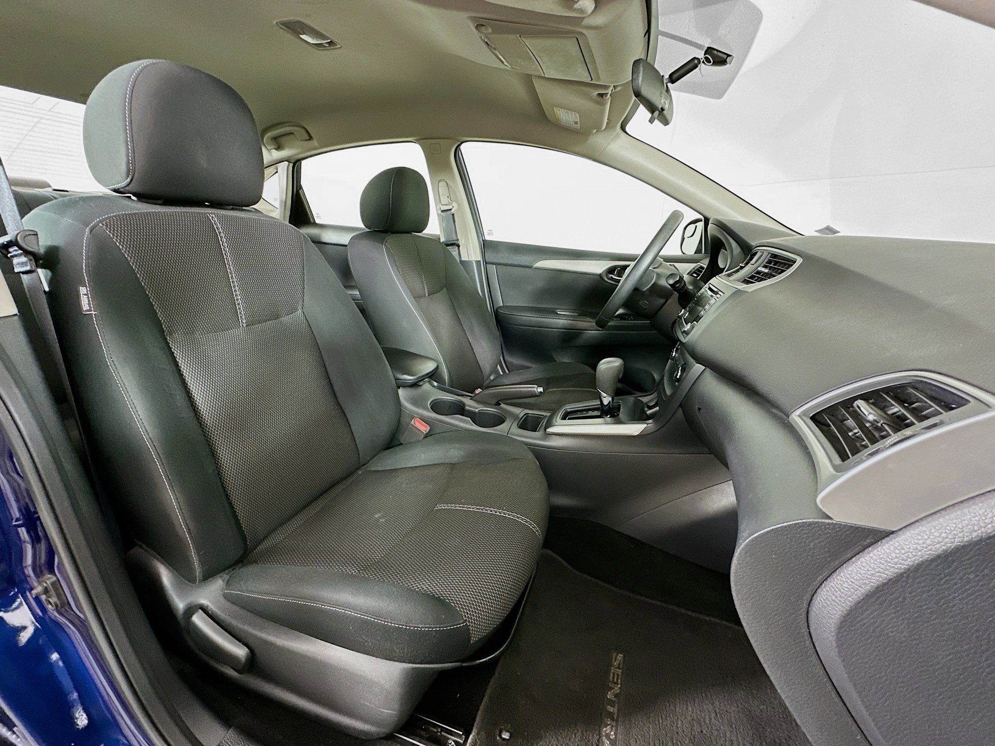 Used 2018 Nissan Sentra S FWD image 28