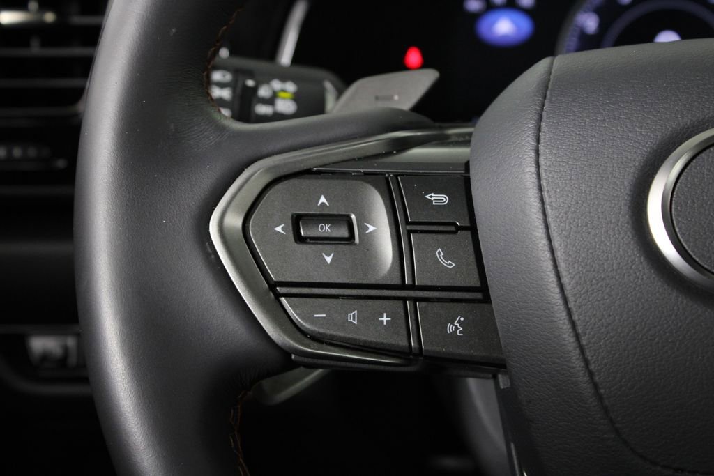 Used 2024 Lexus NX 250 FWD w/ Towing Package (2000 Lbs) image 26