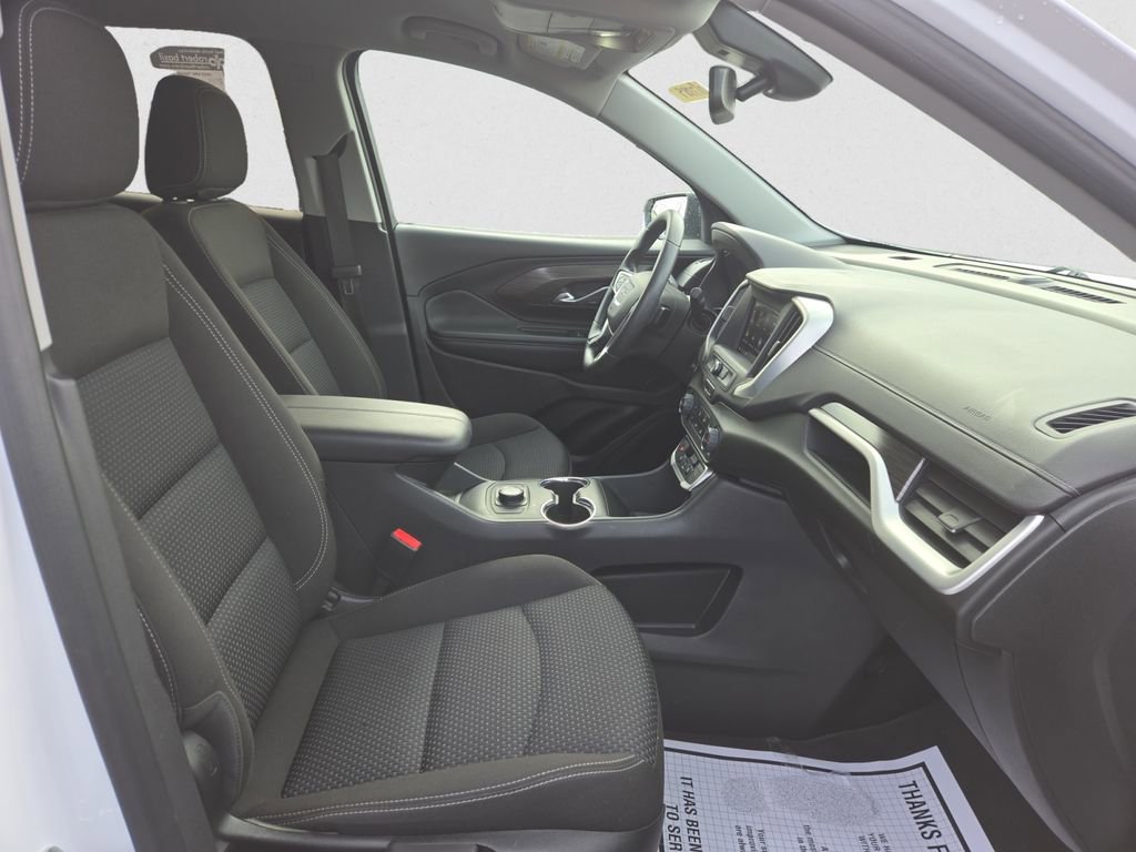 Used 2023 GMC Terrain SLE image 22