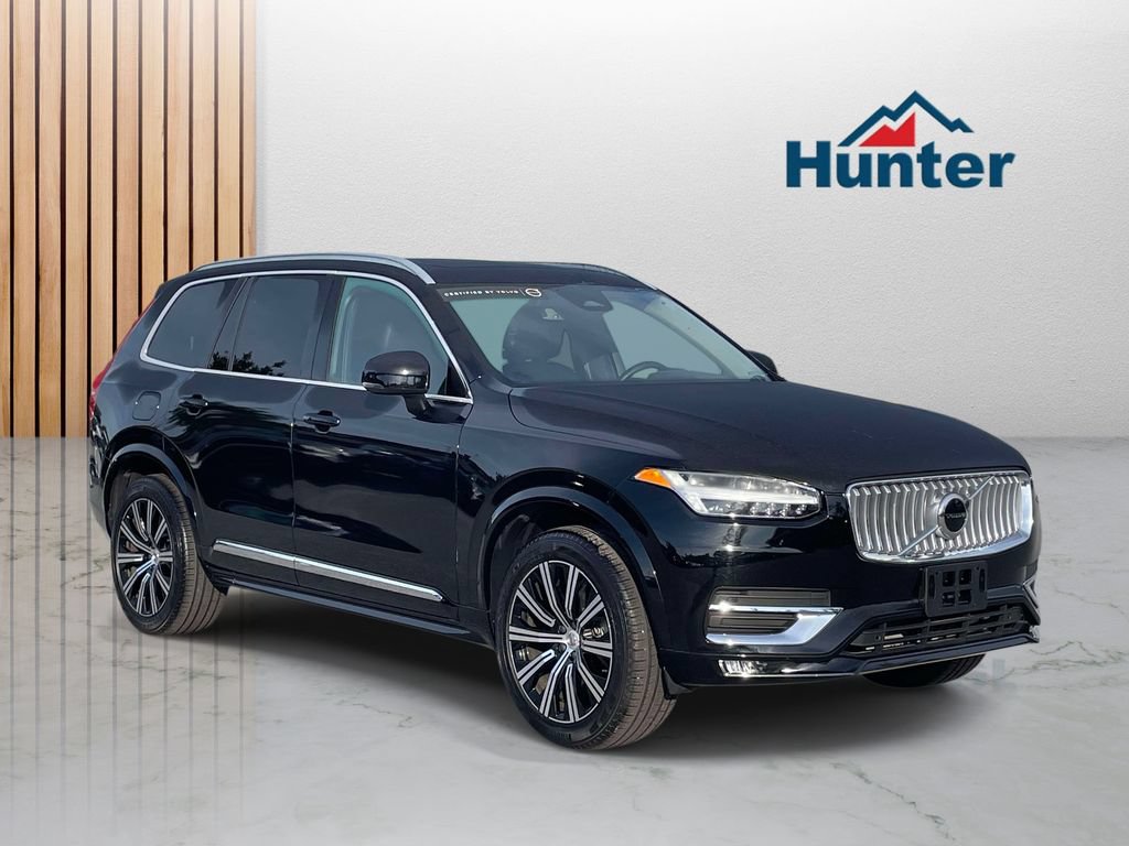 Used 2025 Volvo XC90 B5 Core AWD/4WD image 1