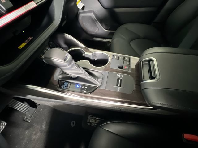 New 2026 Toyota Highlander Limited AWD/4WD image 22