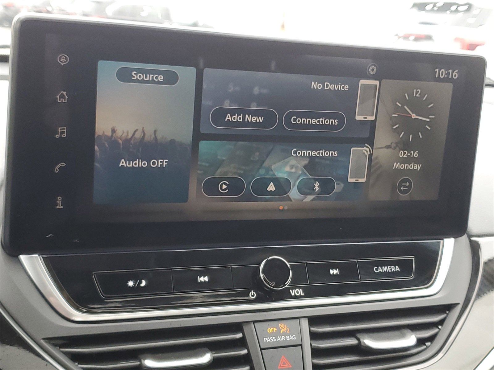 Used 2025 Nissan Altima 2.5 SR w/ SR Premium Package image 28