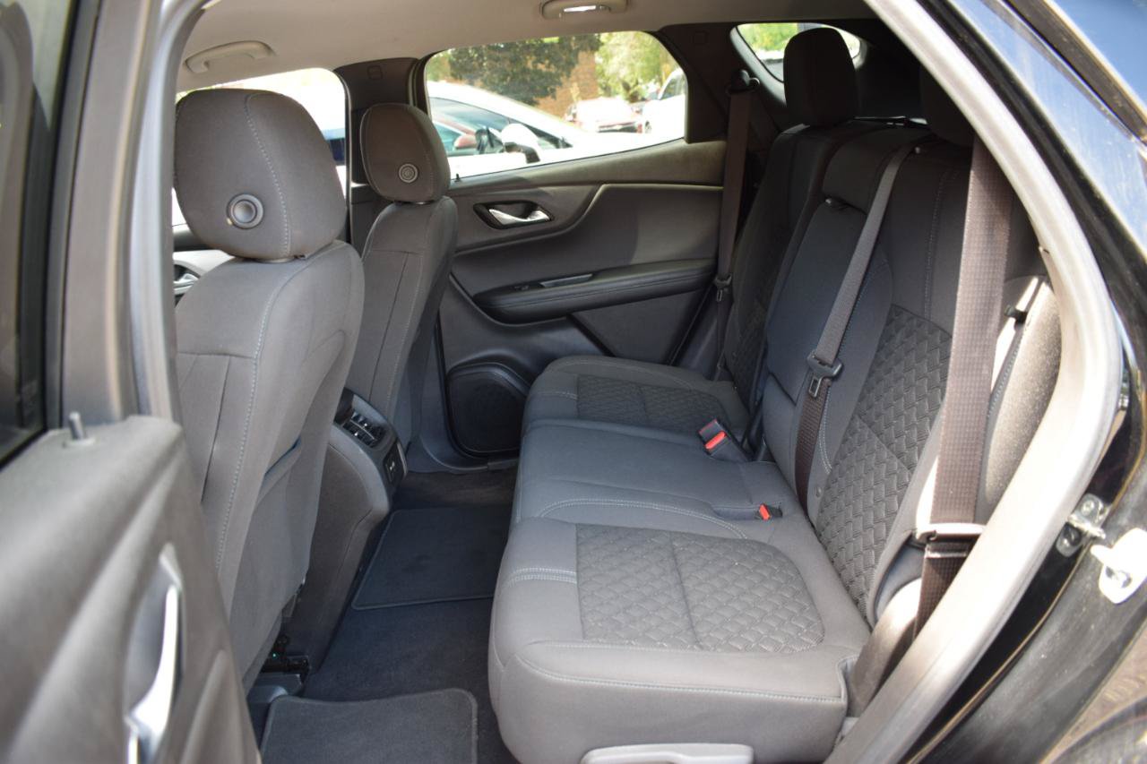 Used 2022 Chevrolet Blazer LT FWD image 35