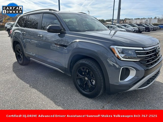 Used 2025 Volkswagen Atlas Peak Edition SE image 1