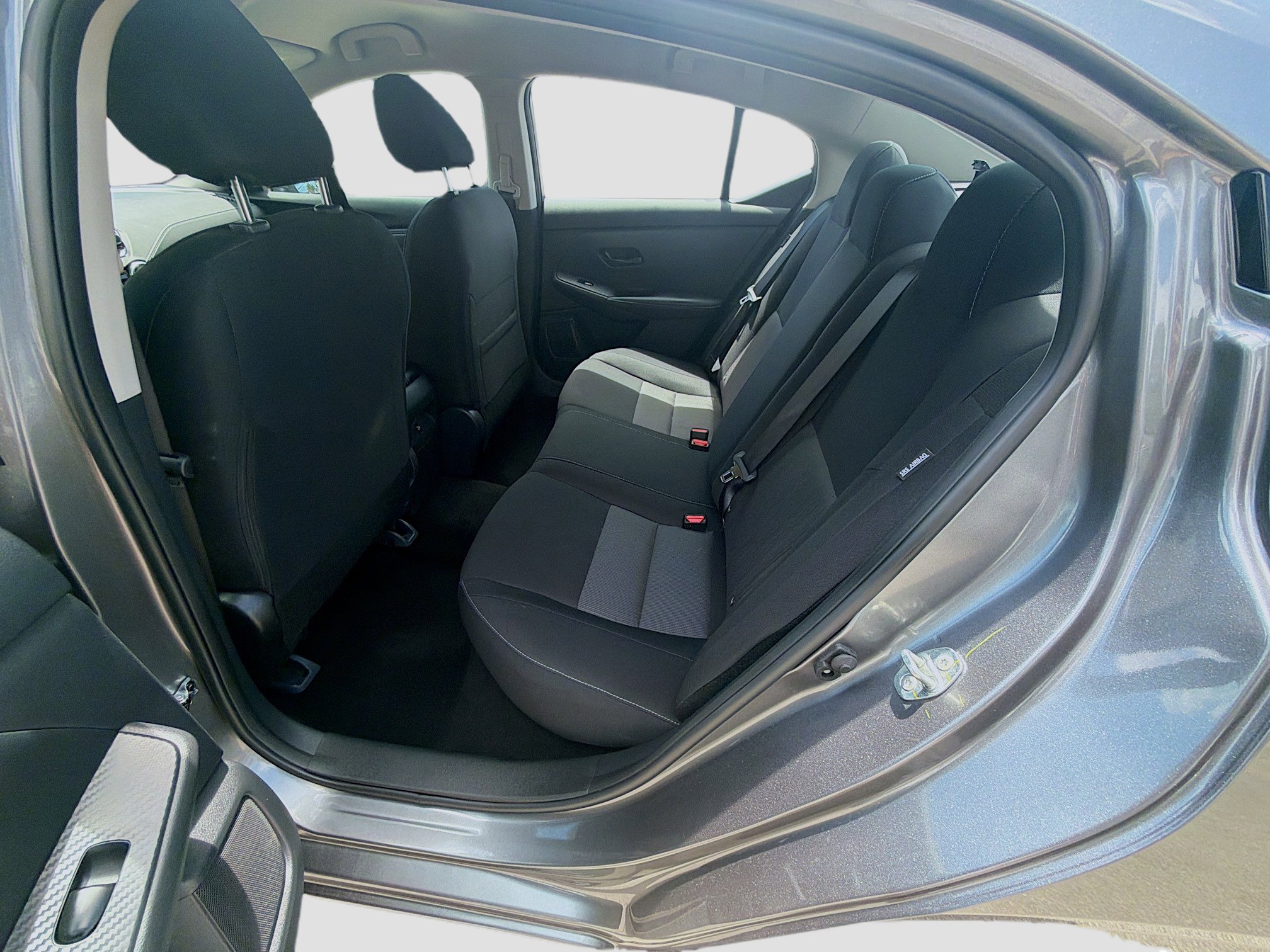 Used 2025 Nissan Sentra SV FWD image 22