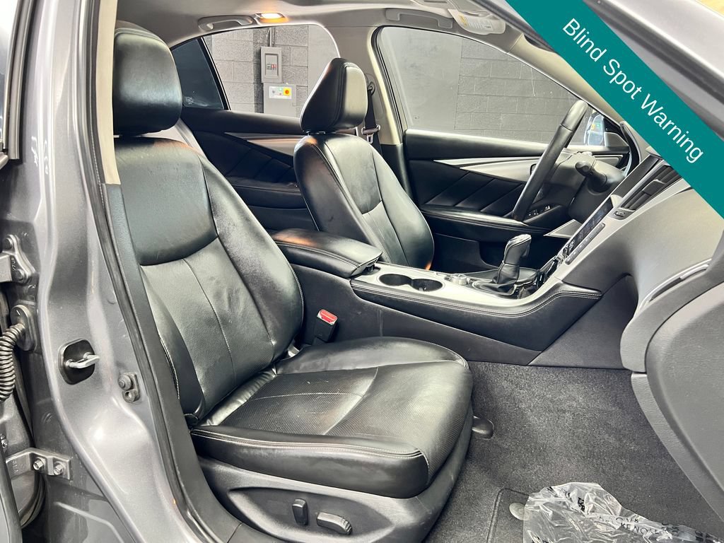 Used 2022 INFINITI Q50 Luxe w/ Cargo Package RWD image 8