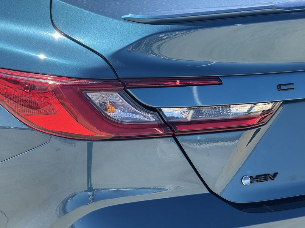 Used 2026 Toyota Camry SE w/ Convenience Package image 10