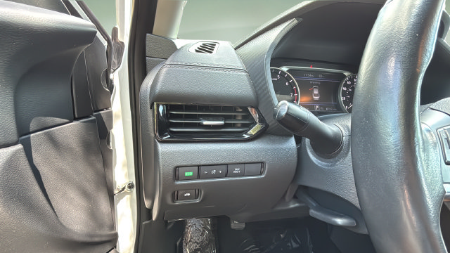 Used 2025 Nissan Sentra SV w/ All-Weather Package FWD image 21