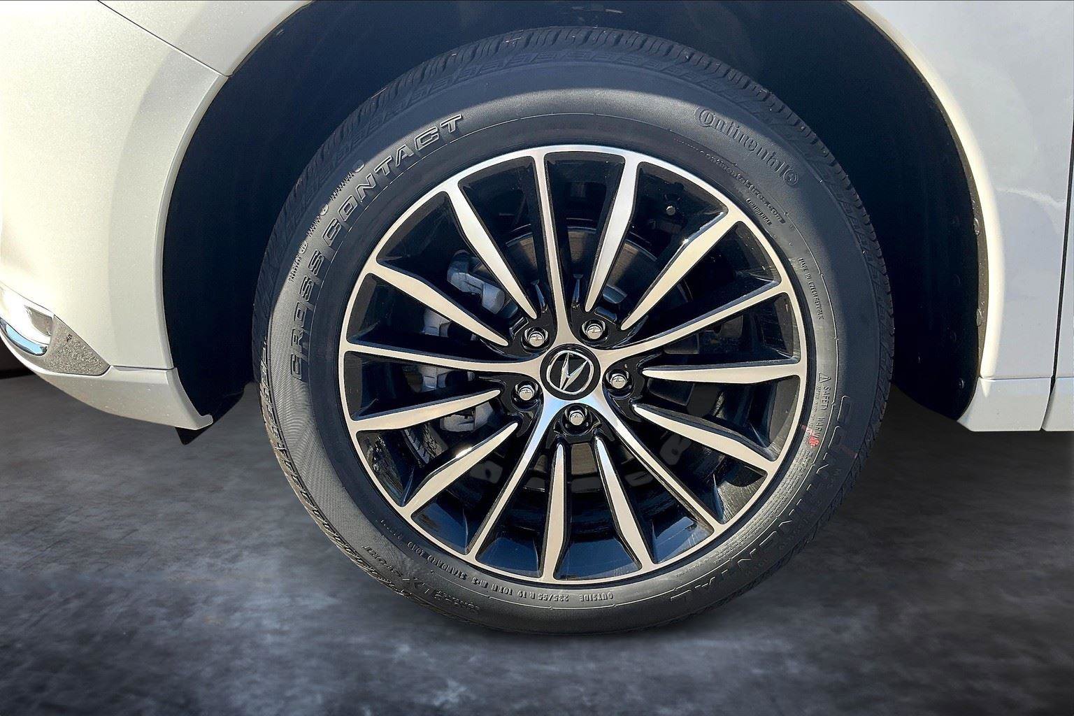 New 2025 Acura RDX SH-AWD w/ Advance Package image 12