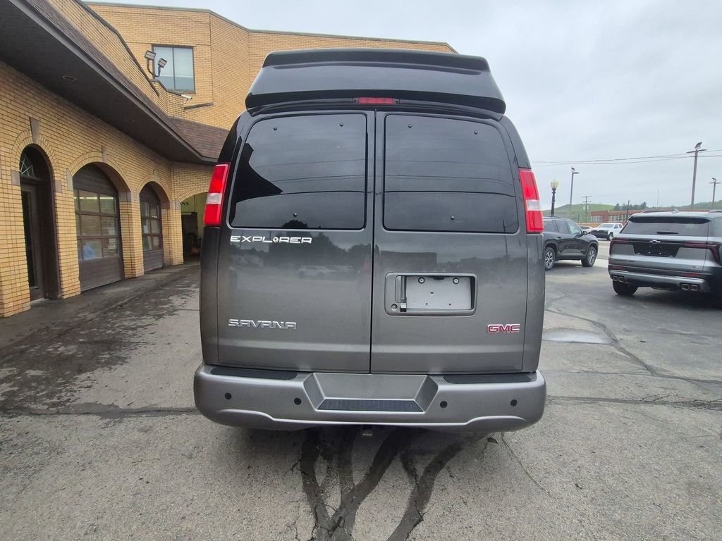 Used 2025 GMC Savana 2500 Extended w/ Driver Convenience Package RWD image 14