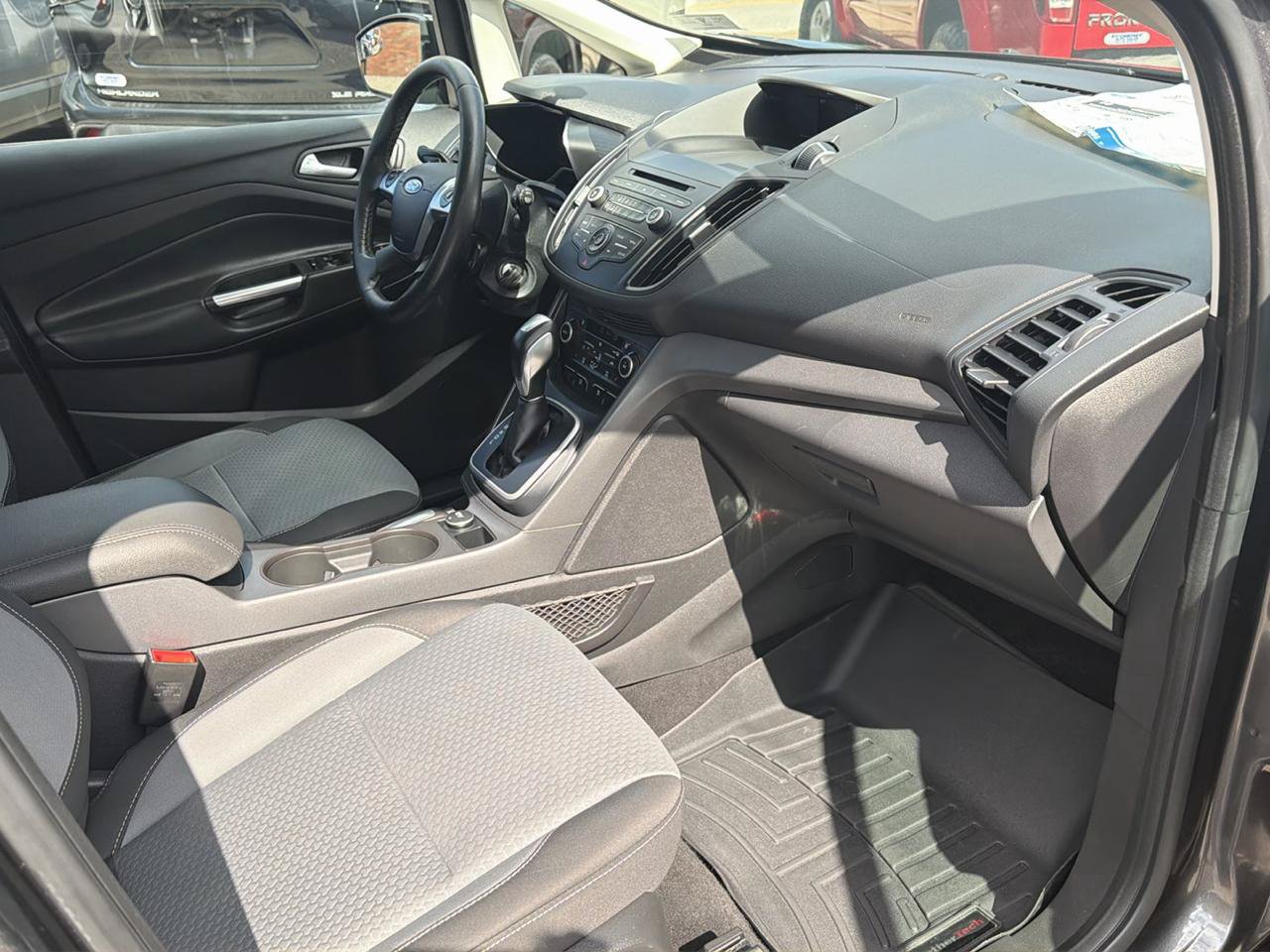 Used 2018 Ford C-MAX SE w/ Cold Weather Package FWD image 21