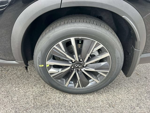 New 2027 INFINITI QX60 Luxe w/ Family Package FWD image 11
