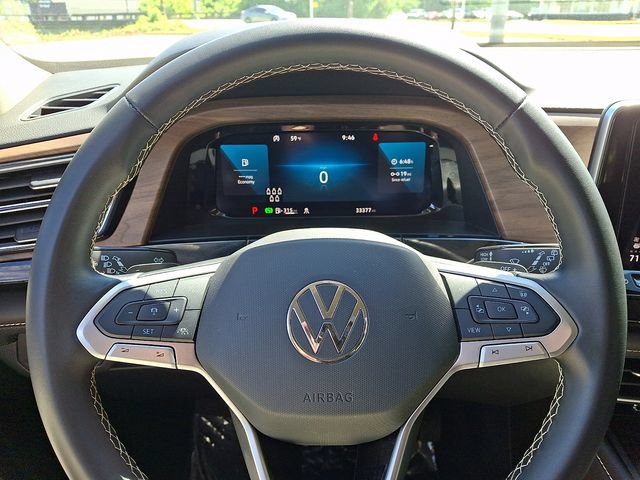 Used 2025 Volkswagen Atlas SE AWD/4WD image 21