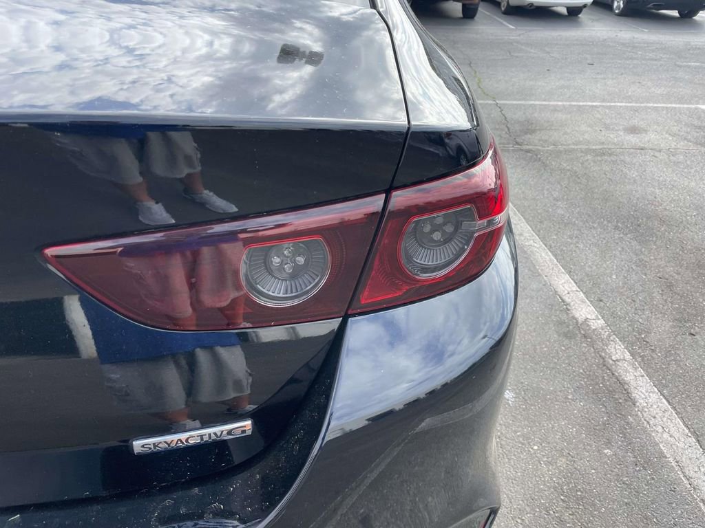 Used 2021 MAZDA MAZDA3 s image 17
