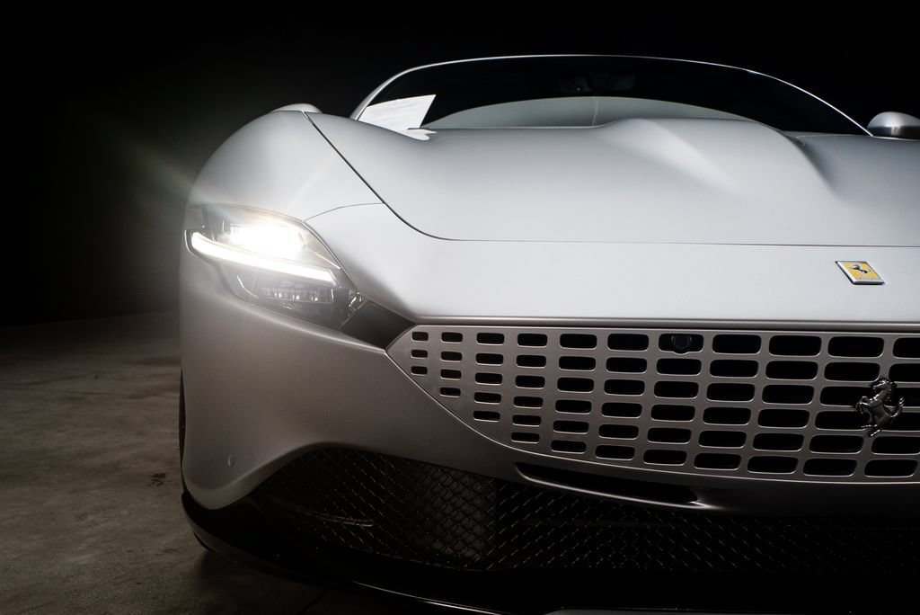 Used 2022 Ferrari Roma RWD image 7