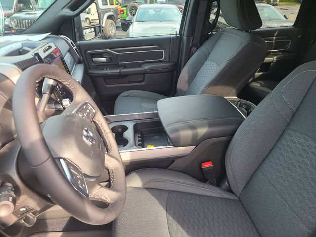 New 2026 RAM 2500 Big Horn AWD/4WD image 14