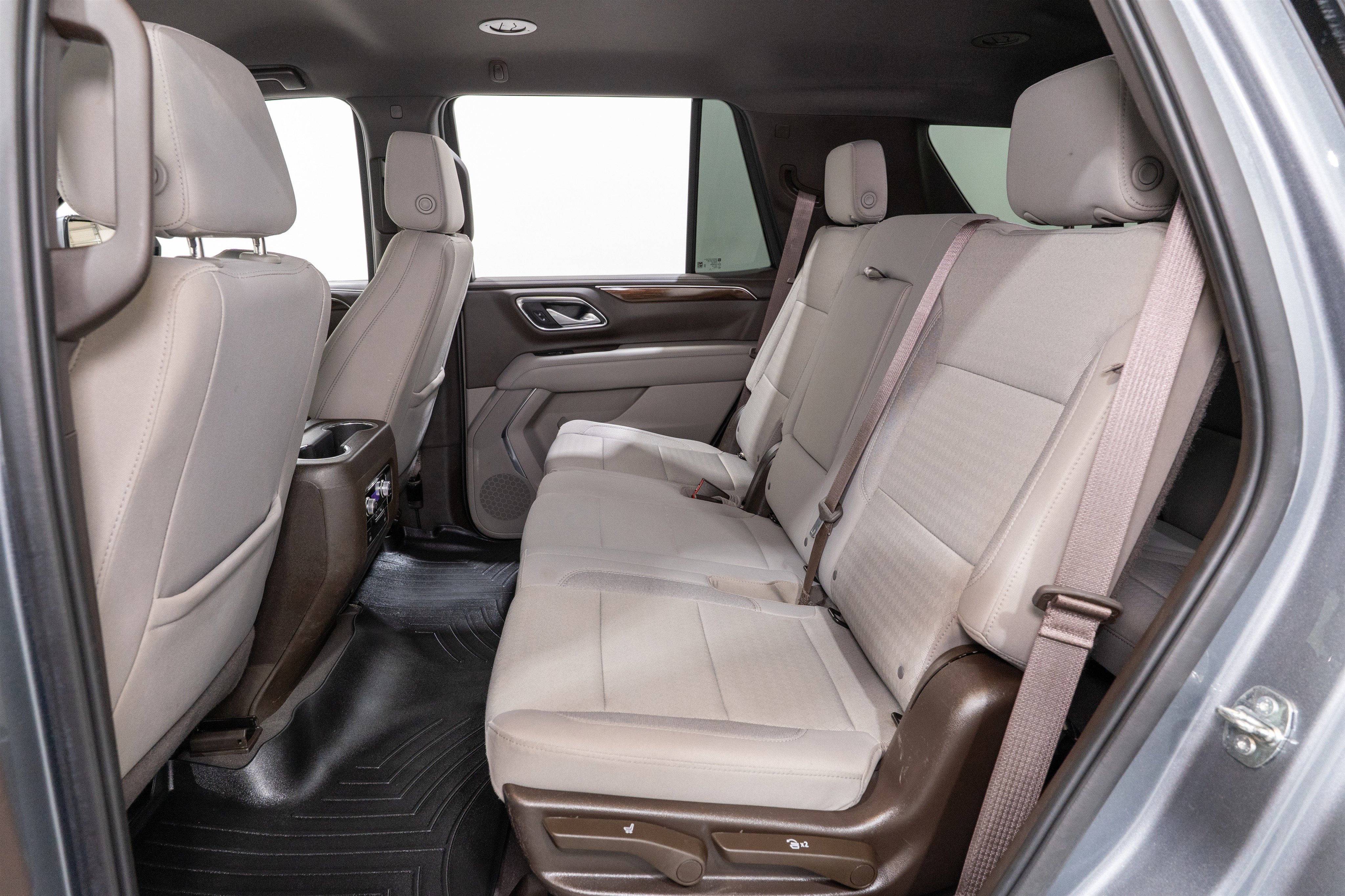 Used 2022 GMC Yukon SLE RWD image 28