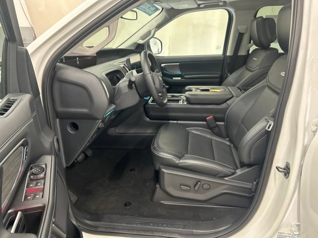 New 2027 Ford Expedition Max Platinum w/ Driver's Package AWD/4WD image 10