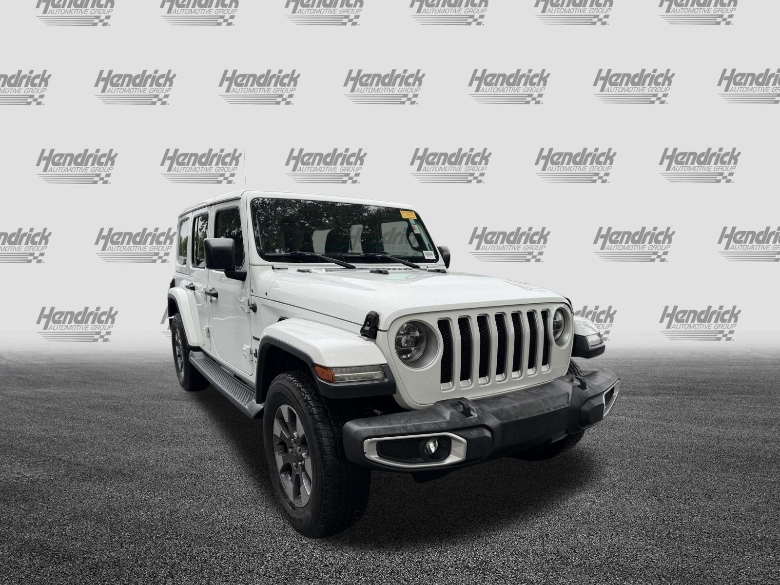 Used 2018 Jeep Wrangler Unlimited Sahara AWD/4WD image 2