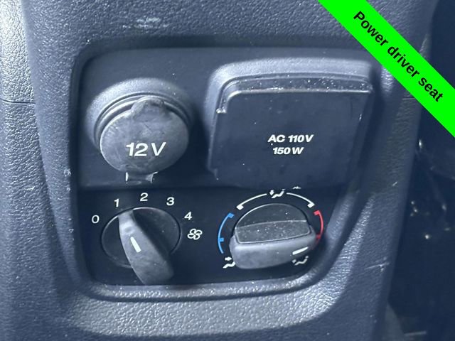 Used 2023 Ford Transit Connect XLT image 24