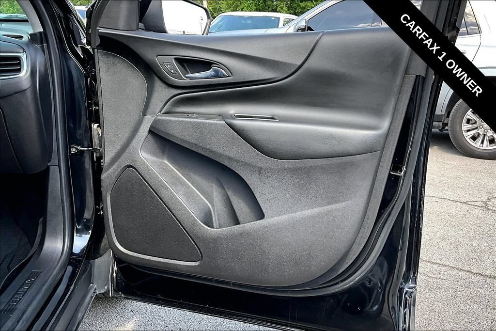 Used 2022 Chevrolet Equinox LT w/ LPO, Floor Liner Package FWD image 26