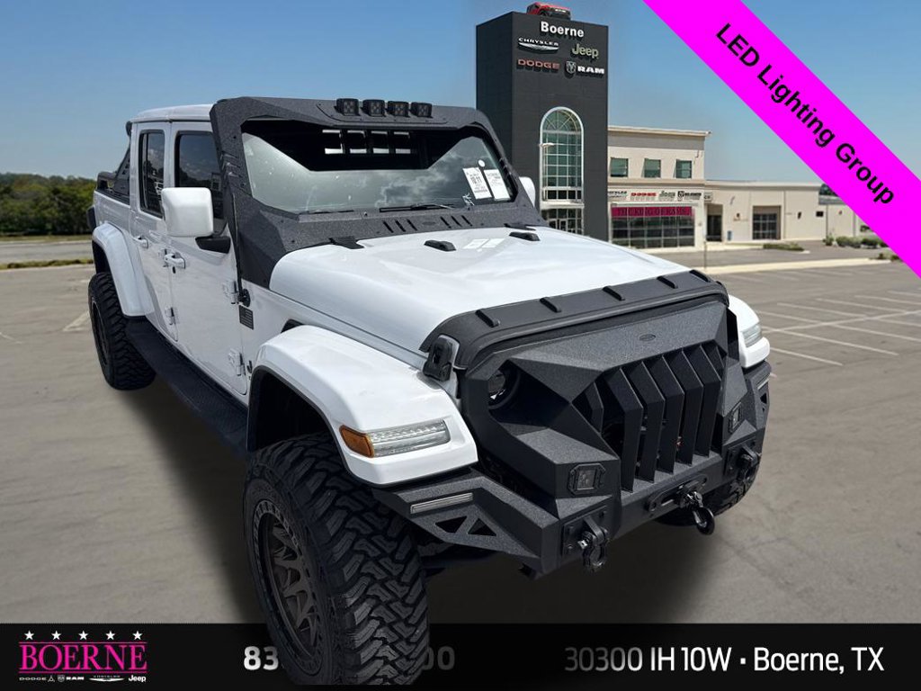 Used 2021 Jeep Gladiator Overland AWD/4WD image 8