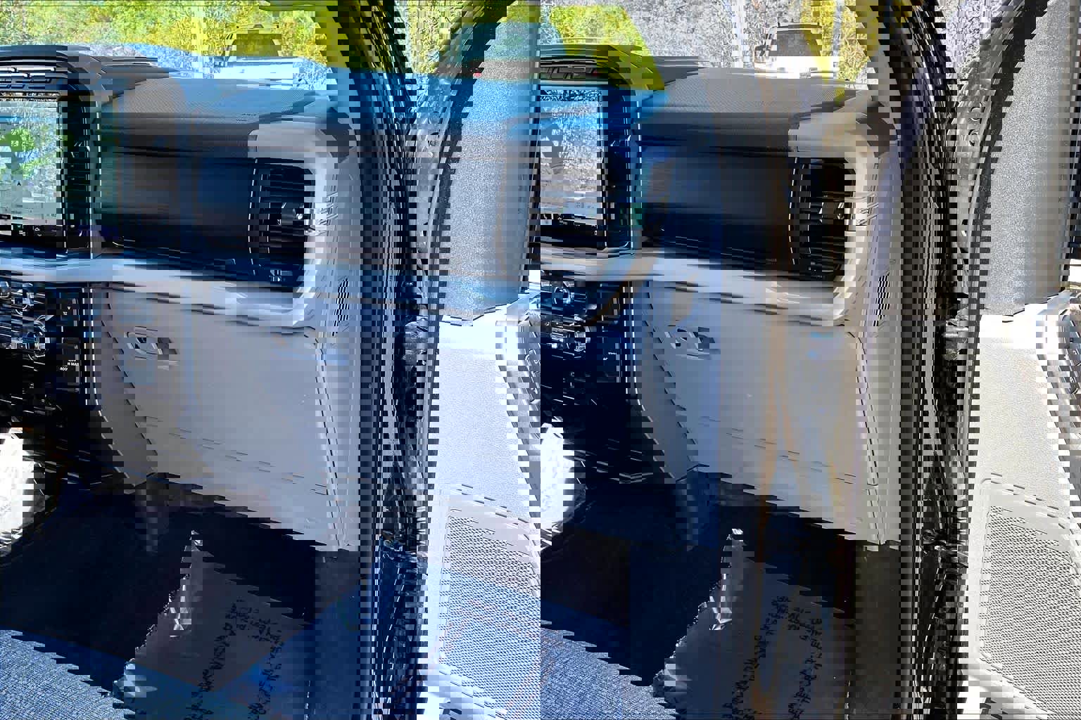 Used 2021 Ford F150 XLT w/ Equipment Group 302A High image 18