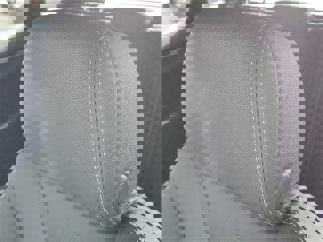 New 2025 Audi Q3 2.0T Premium image 14