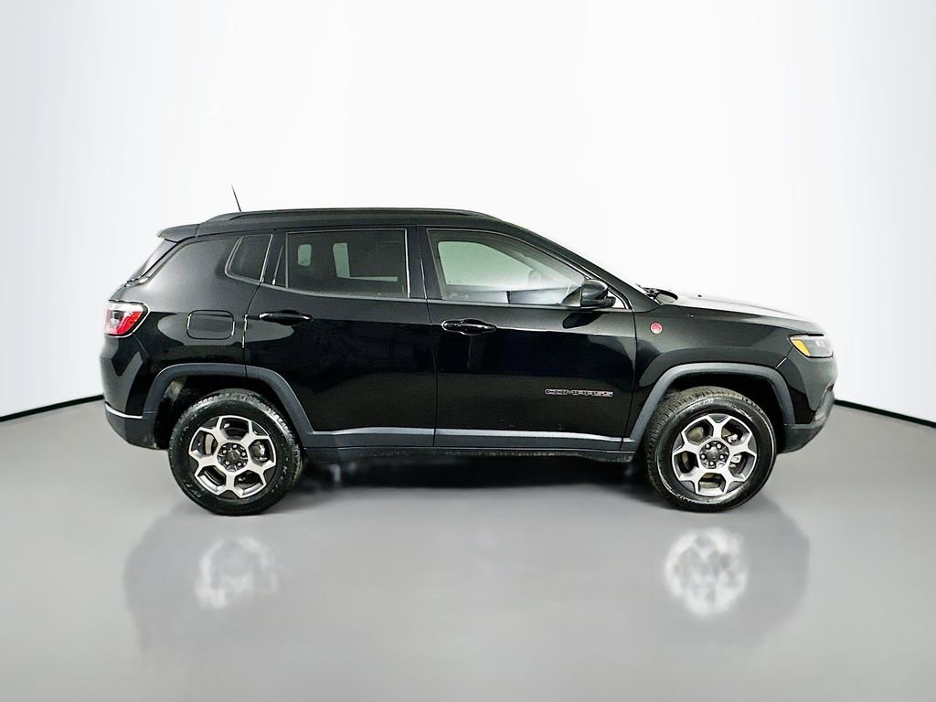 Used 2022 Jeep Compass Trailhawk image 7