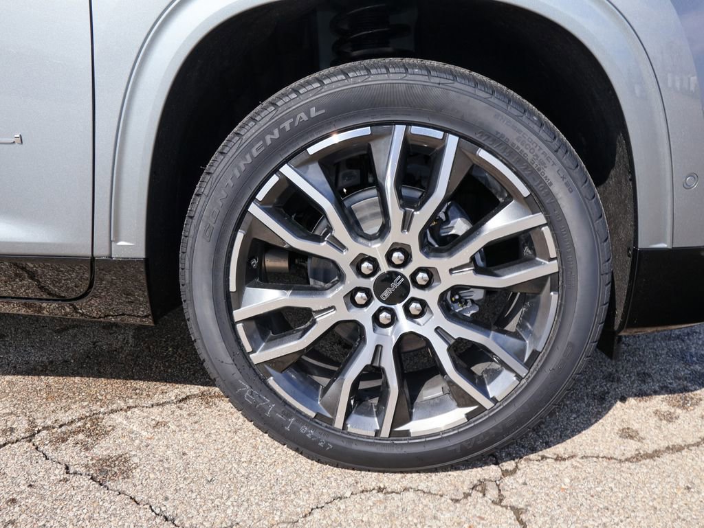 New 2026 GMC Acadia Denali Ultimate w/ LPO, Floor Liner Package image 36