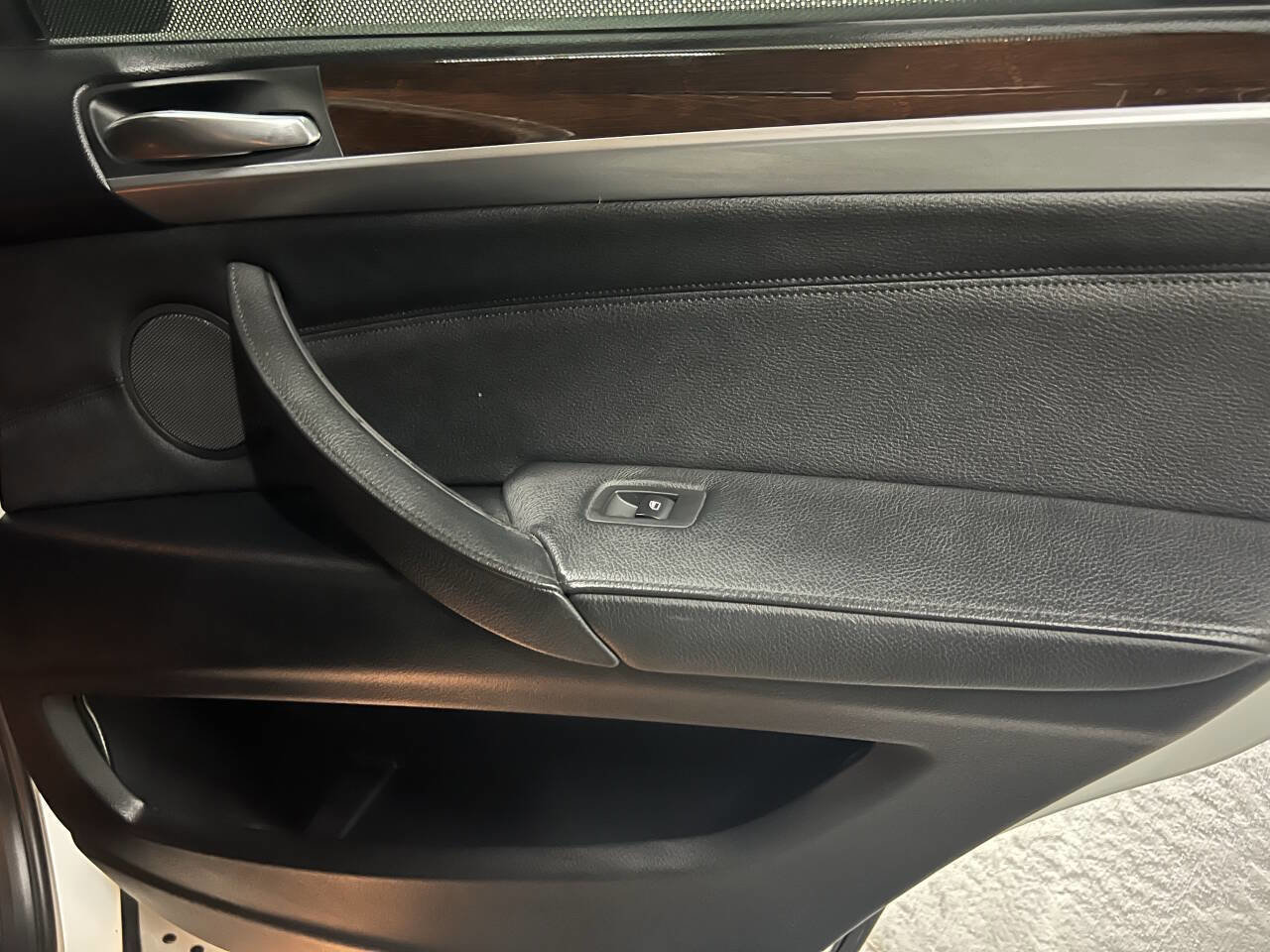 Used 2013 BMW X5 xDrive50i image 34