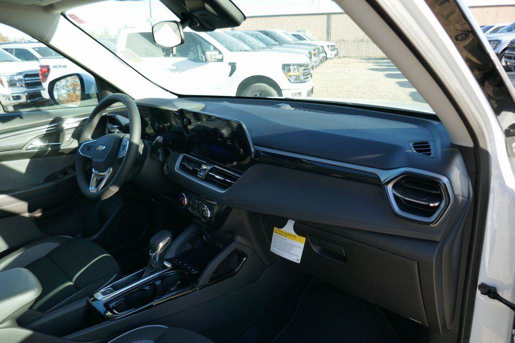 New 2026 Chevrolet TrailBlazer LT w/ LT Cold Weather Package image 9