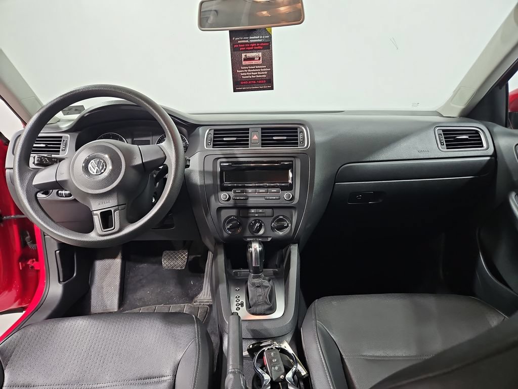 Used 2014 Volkswagen Jetta SE FWD image 17