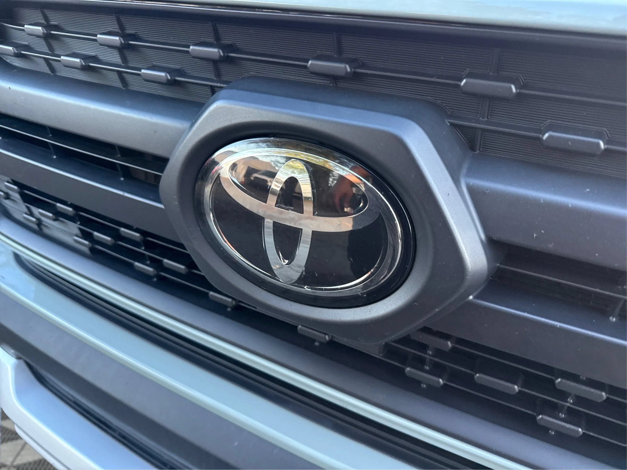 Used 2019 Toyota RAV4 Adventure w/ All Weather Liner Package AWD/4WD image 29