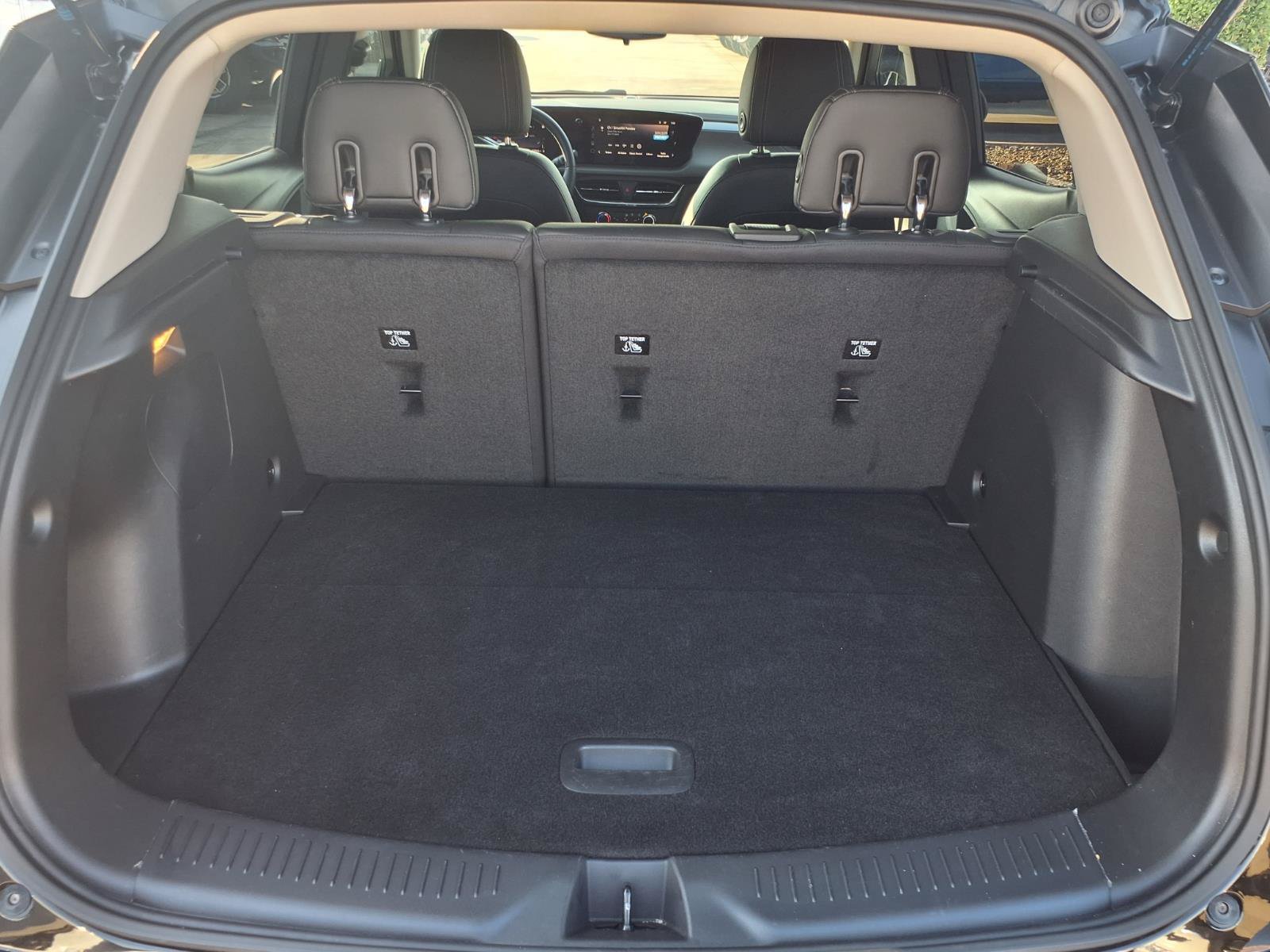 Used 2025 Buick Encore GX Preferred FWD image 8