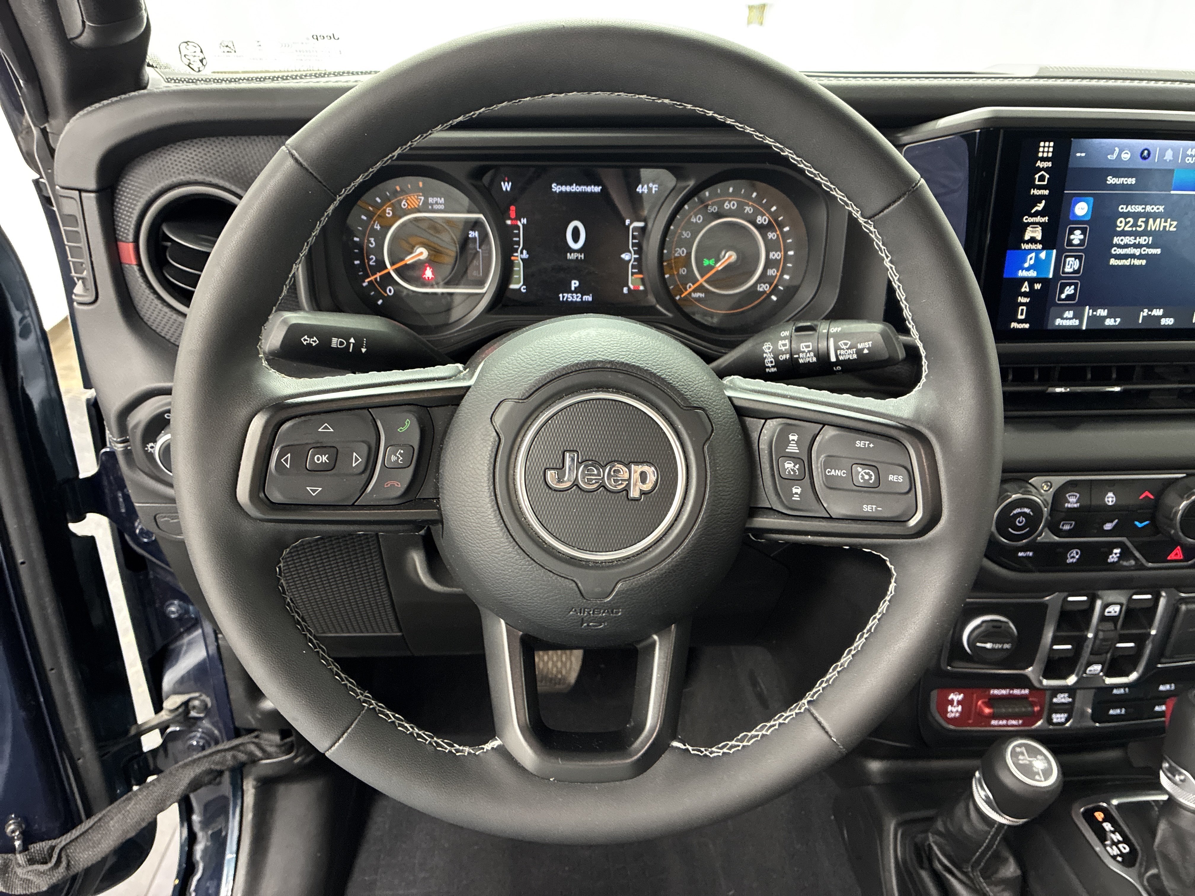 Certified 2025 Jeep Wrangler Unlimited Rubicon AWD/4WD image 21
