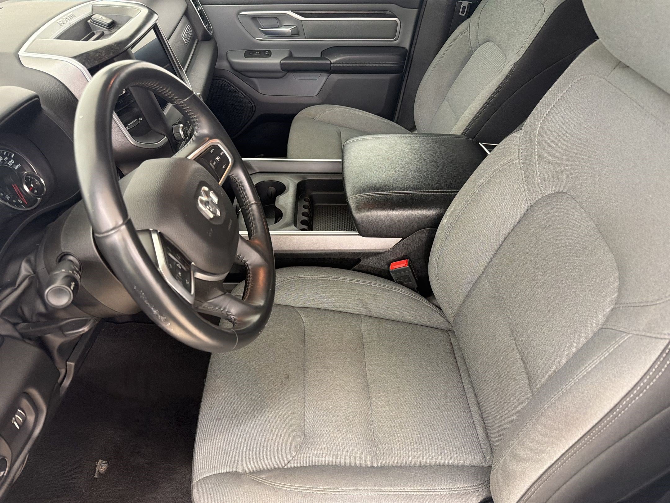 Used 2023 RAM 1500 Big Horn AWD/4WD image 5