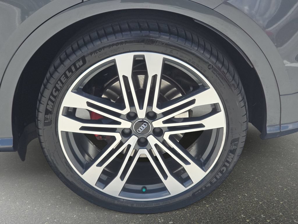 Used 2019 Audi SQ5 Premium Plus w/ Premium Plus Package AWD/4WD image 30