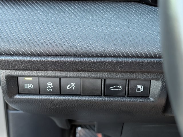 Used 2025 Toyota Camry SE FWD image 23