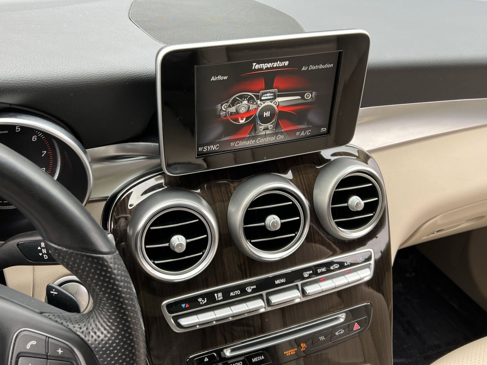 Certified 2019 Mercedes-Benz GLC 300 4MATIC image 19