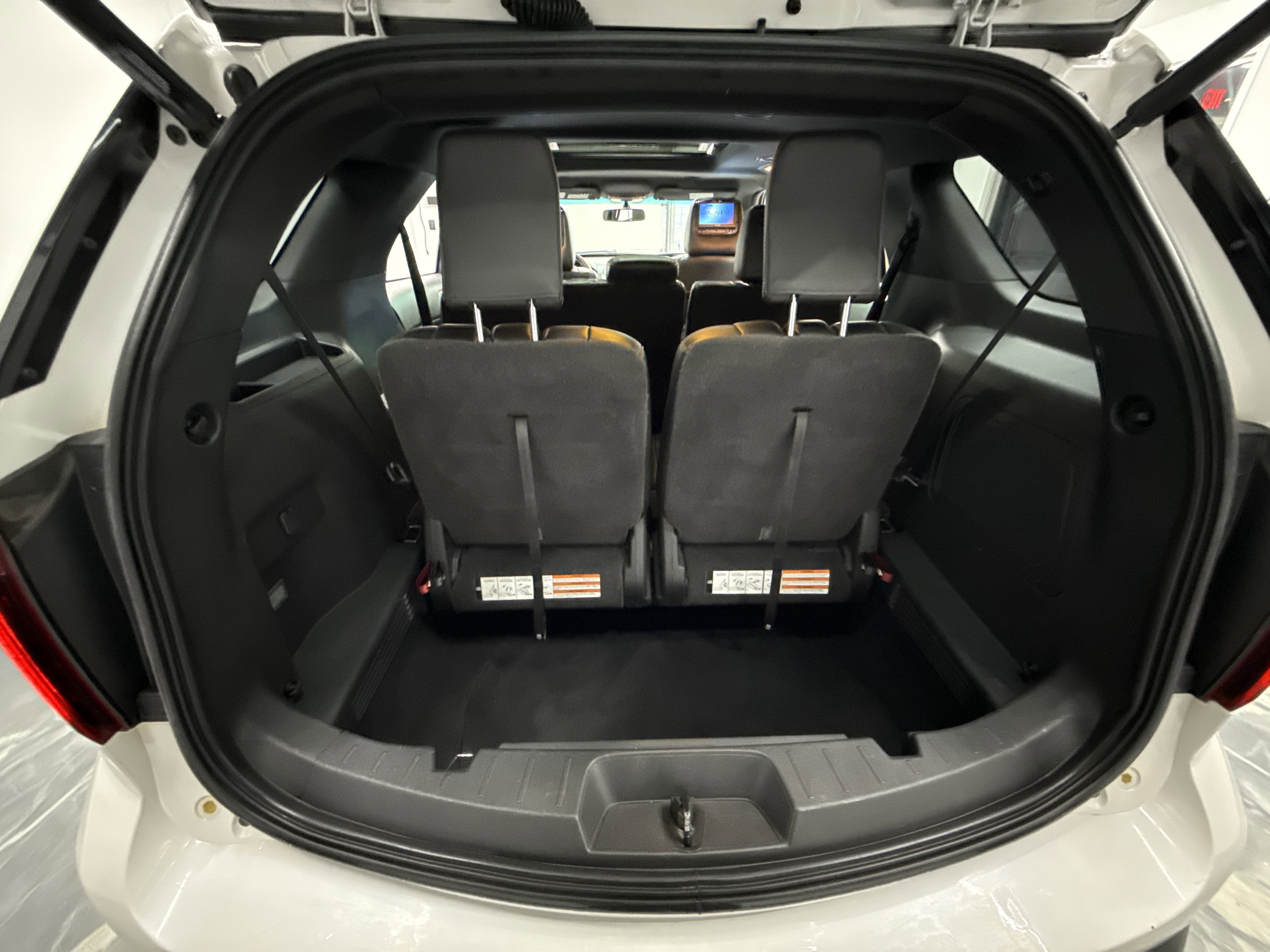 Used 2014 Ford Explorer Sport image 28