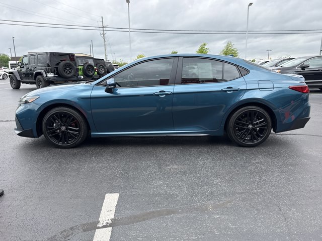 Used 2026 Toyota Camry SE w/ Convenience Package FWD image 10