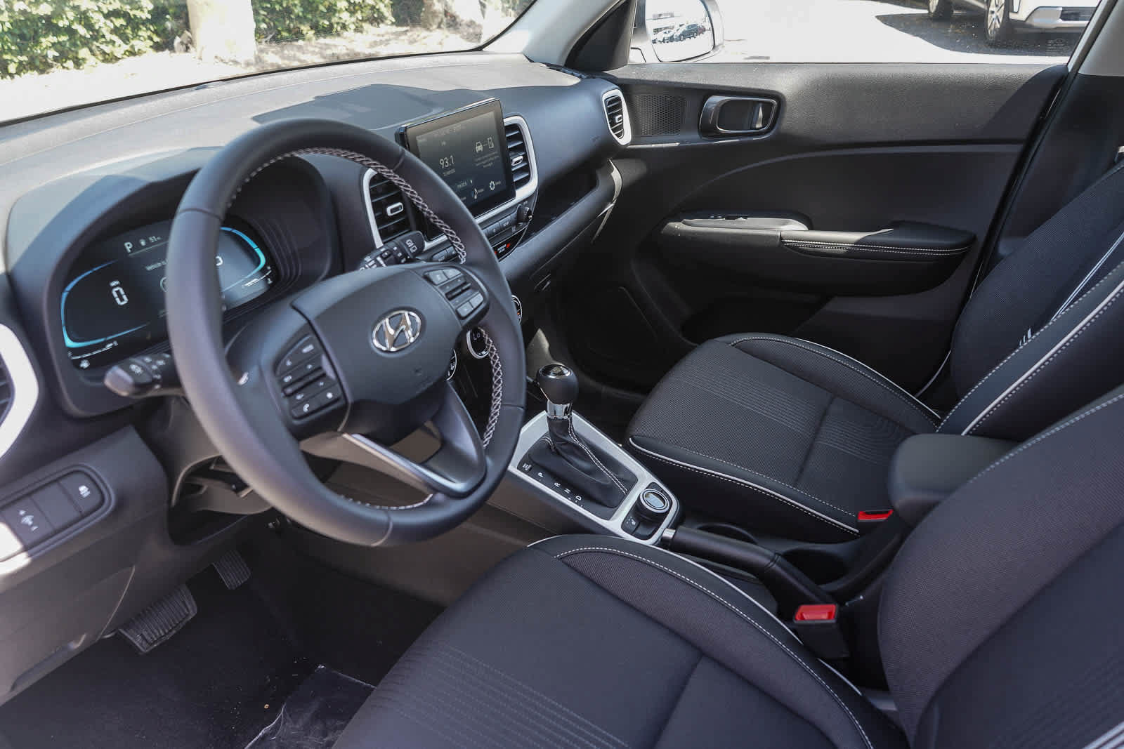 New 2026 Hyundai Venue SEL FWD image 18