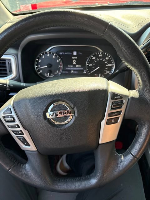 Used 2021 Nissan Titan SV w/ SV Convenience Package AWD/4WD image 11