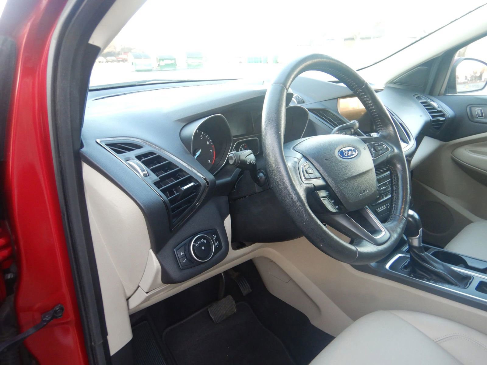 Used 2017 Ford Escape Titanium w/ Equipment Group 301A image 12